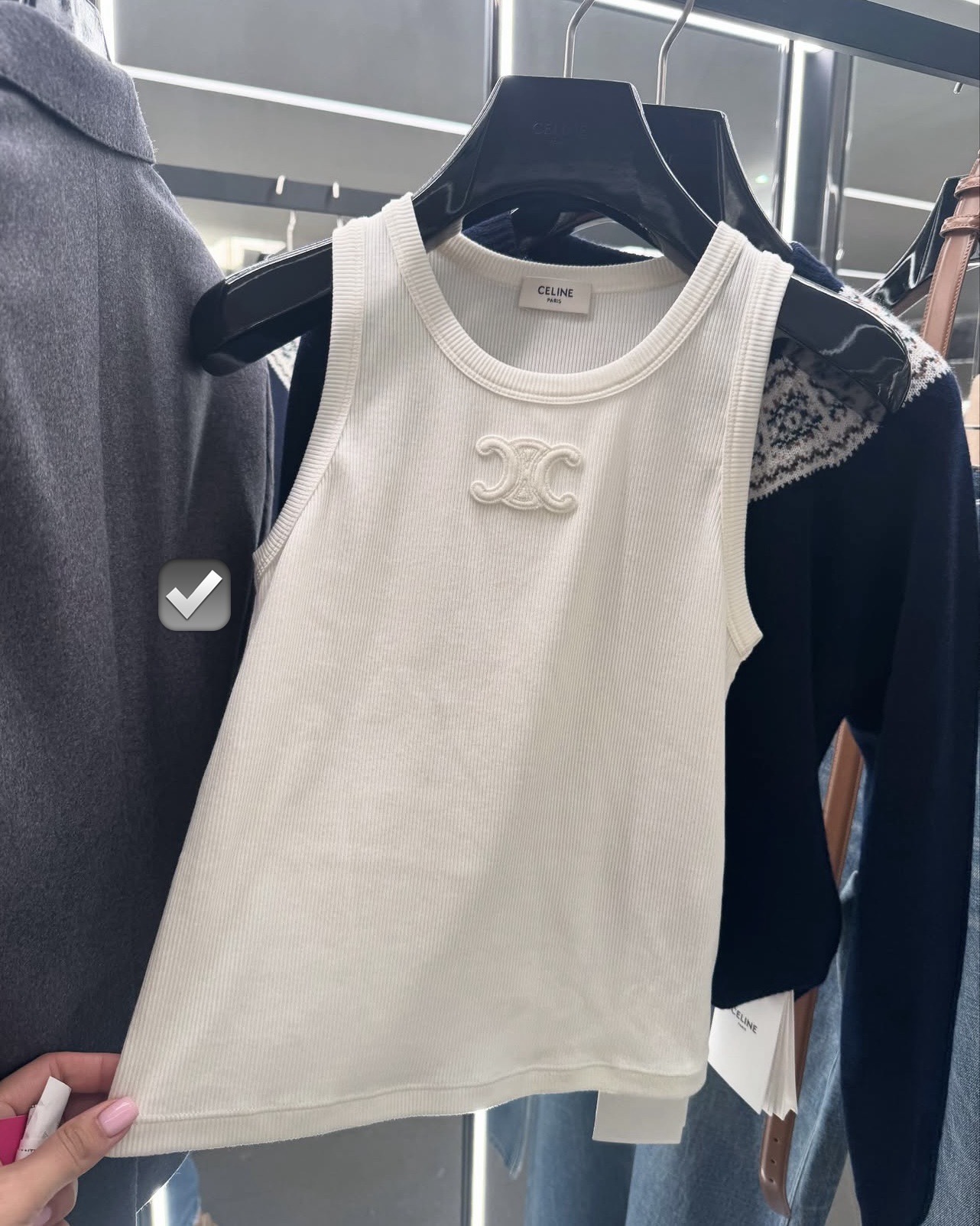 셀린느 트리옹프 자수 리브드 탱크탑