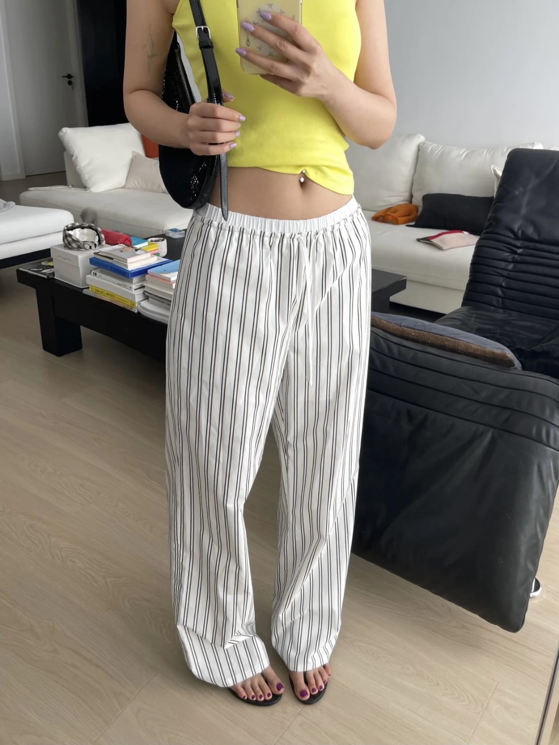 브랜드 미상 세로 스트라이프 밴딩 드로스트링 와이드 팬츠