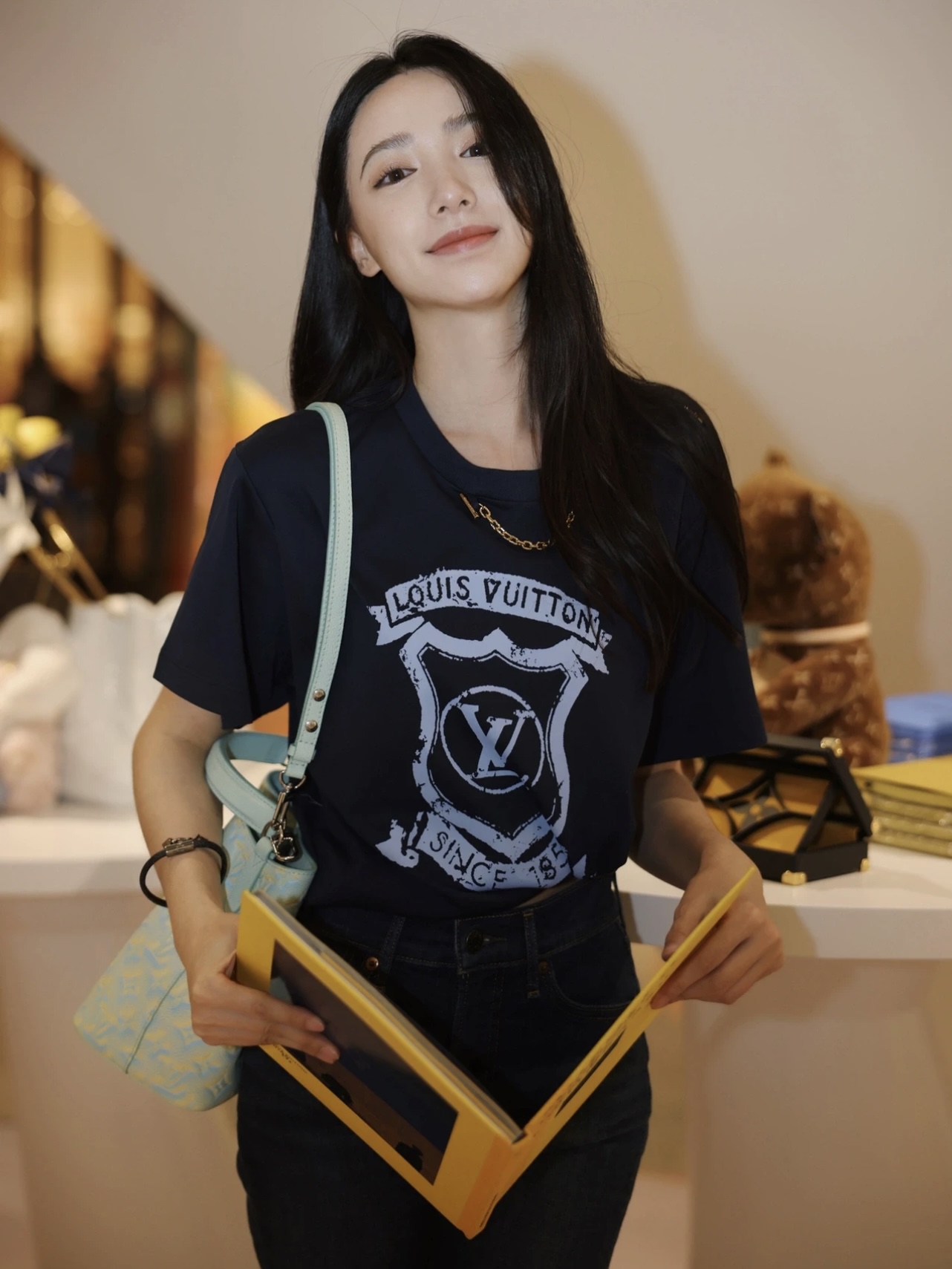 루이 비통 크레스트 LV 로고 프린트 반소매 티셔츠