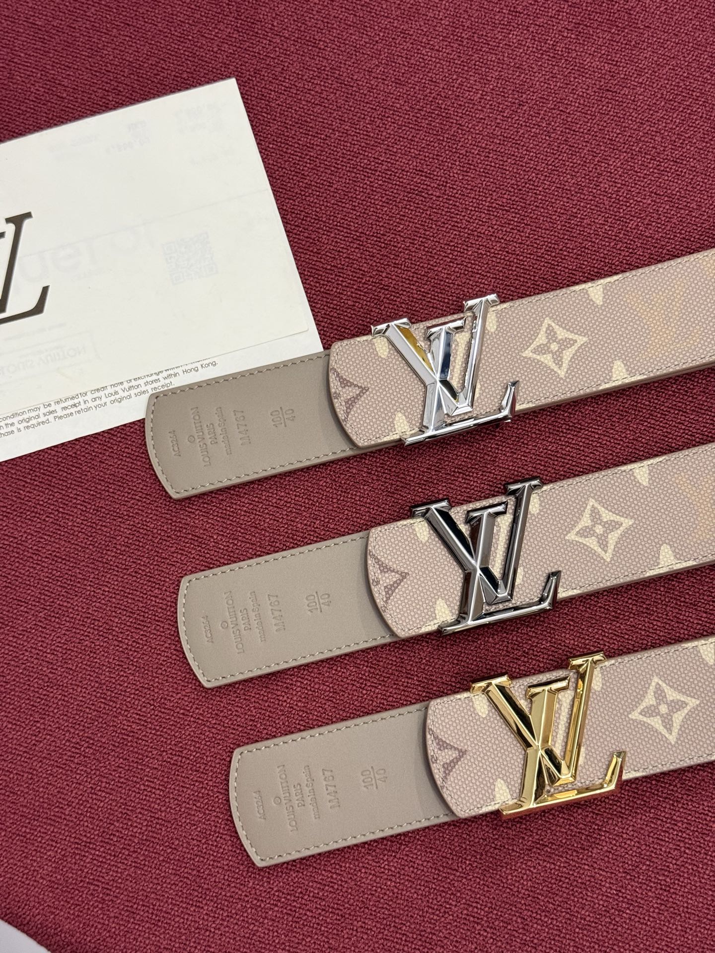 루이 비통 LV 이니셜 40mm 리버서블 벨트