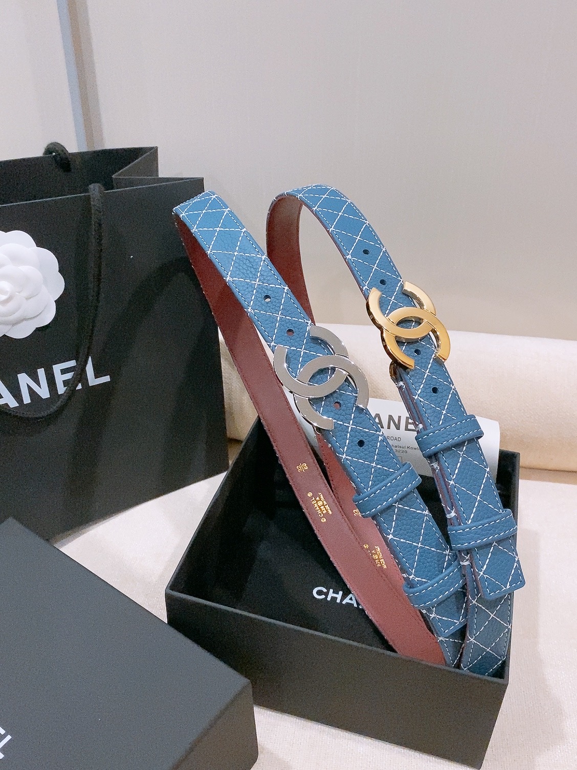 샤넬 더블 C 퀼팅 레더 25mm 벨트