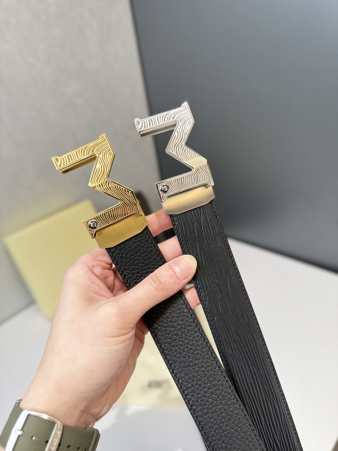 제냐 Z 로고 버클 레더 벨트