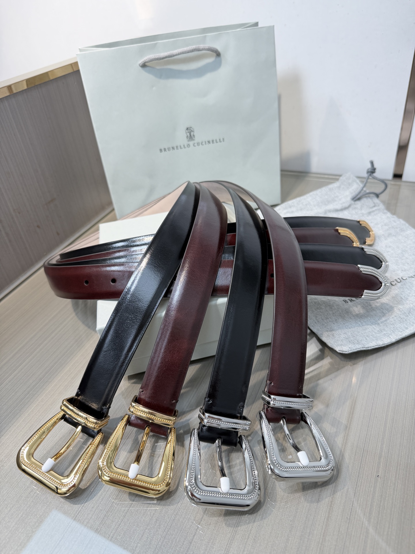 브루넬로 쿠치넬리 장식 프레임 버클 레더 벨트