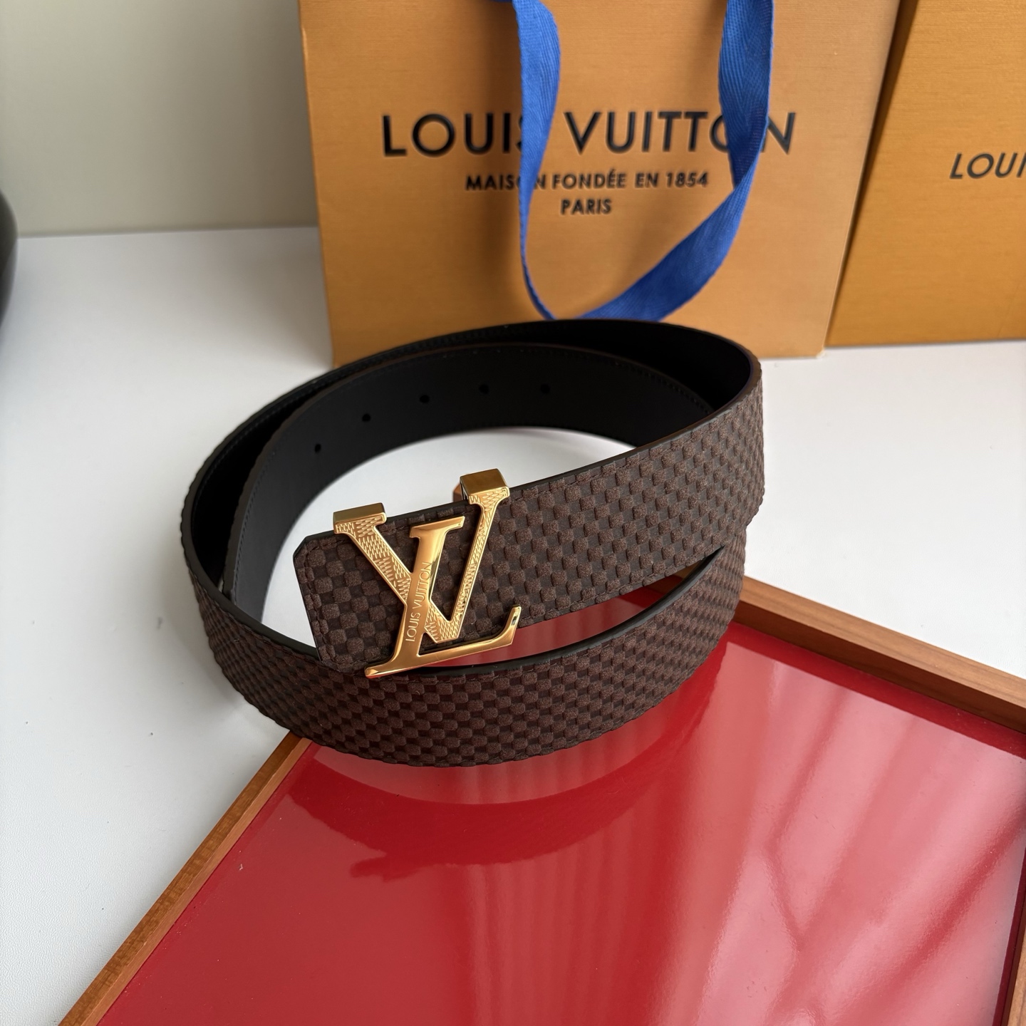 루이 비통 LV 이니셜 다미에 체커 패턴 리버서블 벨트