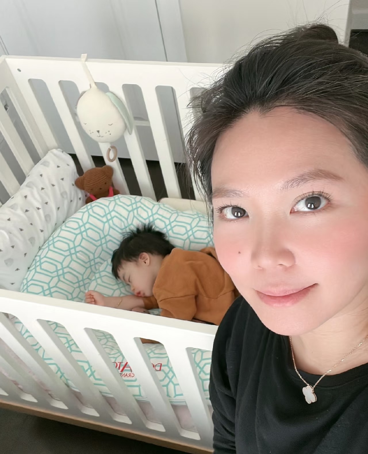 반클리프 아펠 빈티지 알함브라 마더오브펄 펜던트 네크리스