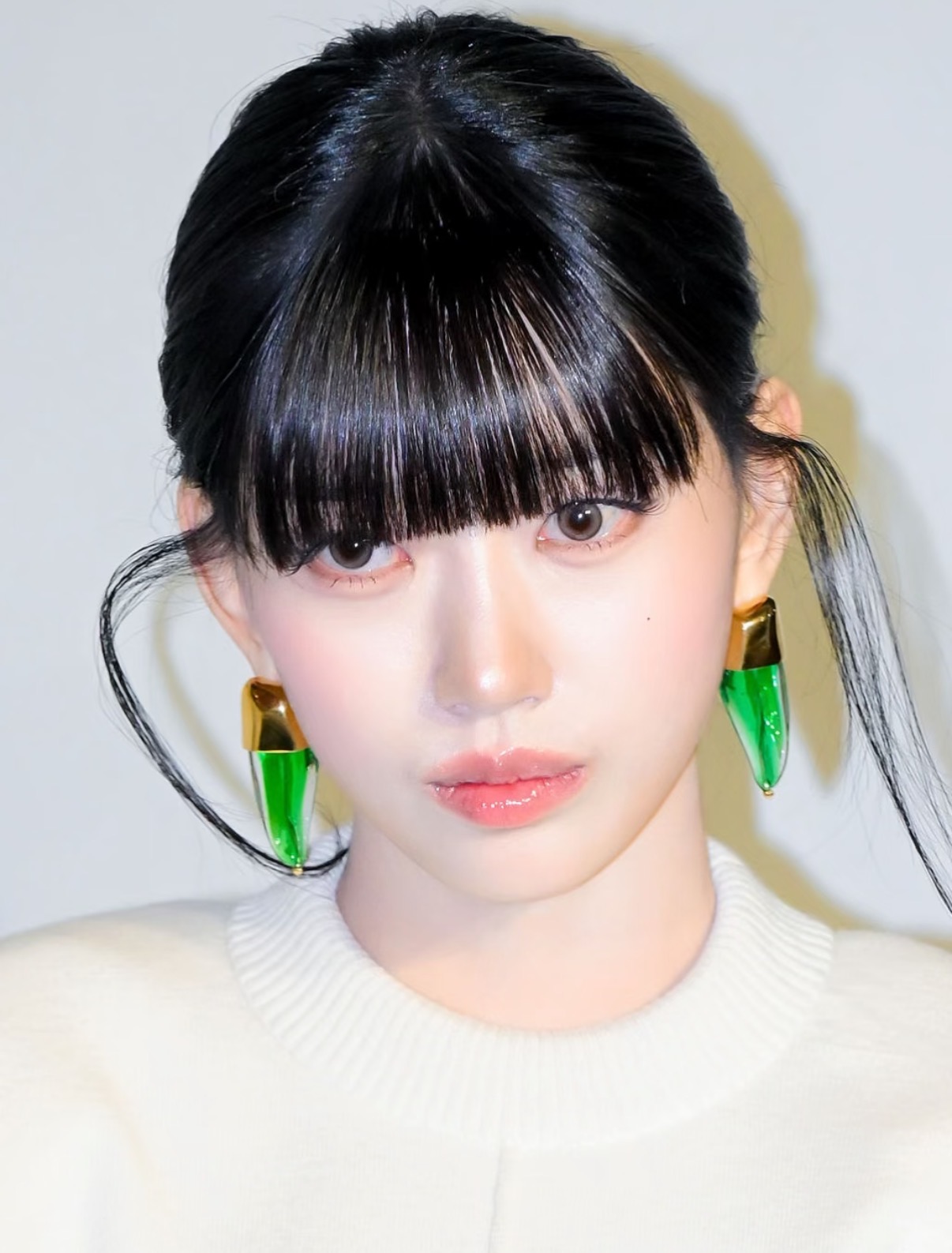 보테가 베네타 그린 글라스 드롭 클립온 이어링