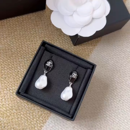 샤넬 CC 로고 바로크 진주 드롭 이어링