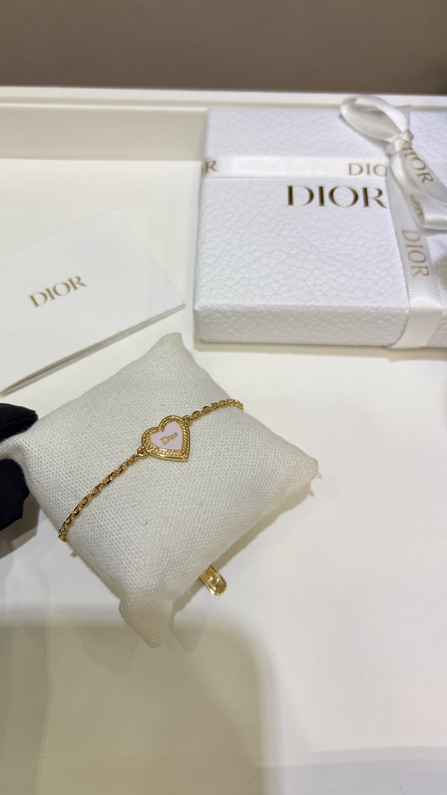 디올 핑크 에나멜 하트 DIOR 로고 체인 브레이슬릿