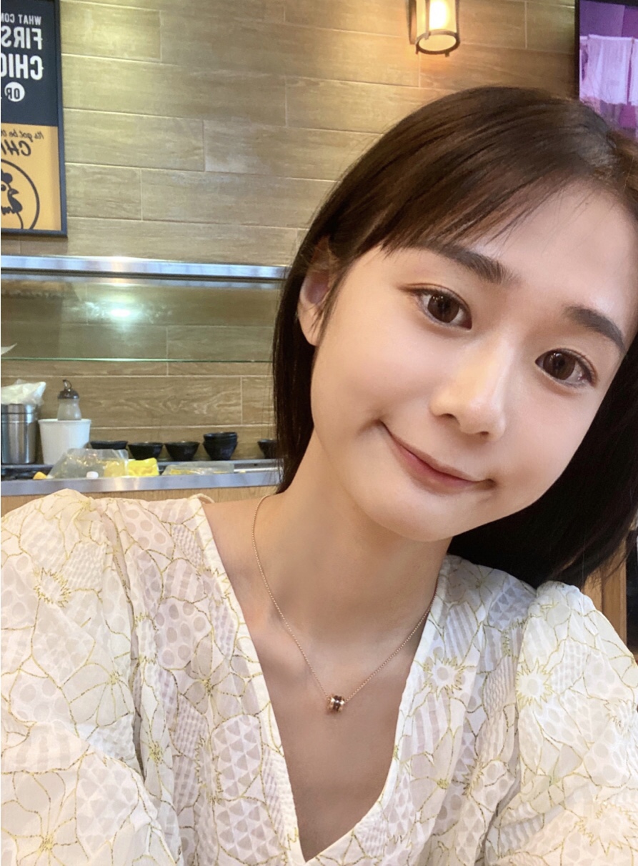 불가리 비제로원 미니 세라믹 펜던트 네크리스