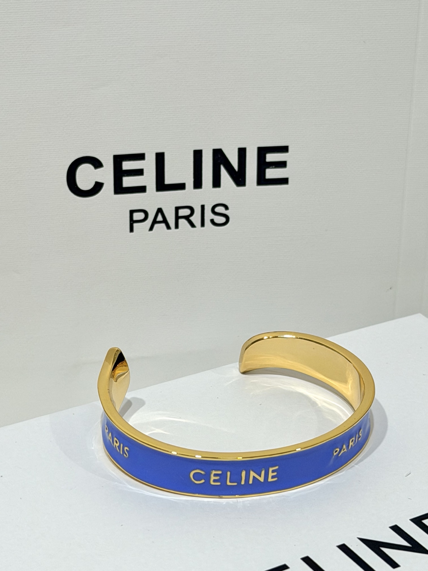 셀린느 CELINE PARIS 로고 에나멜 오픈 커프 브레이슬릿