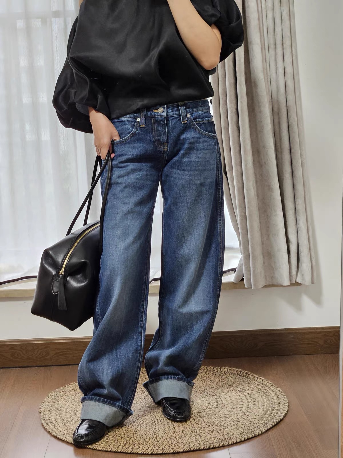카이트 로우라이즈 스트레이트 레그 롤업 데님 진