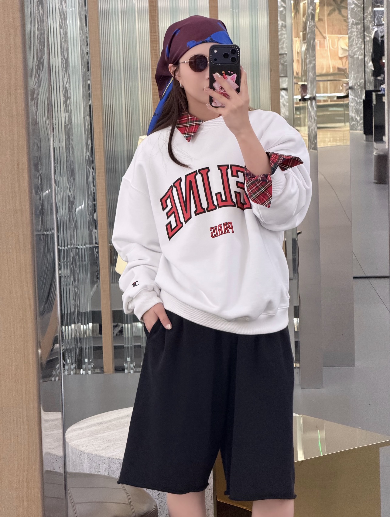셀린느 파리 아치 로고 체크 레이어드 크루넥 스웨트셔츠