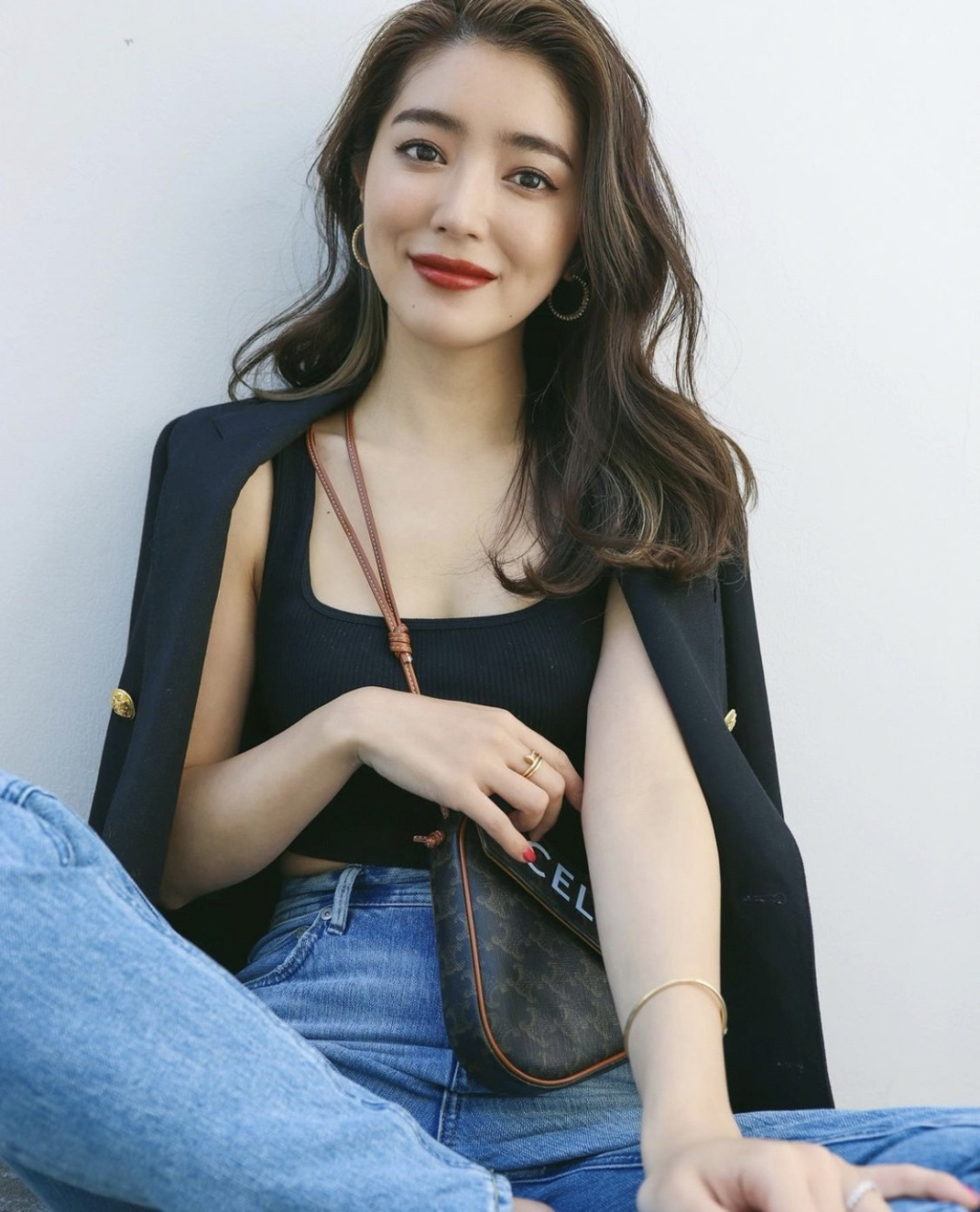셀린느 트리옹프 캔버스 미니 버킷백