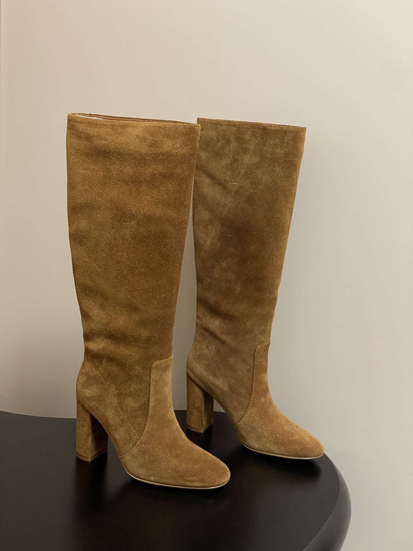 지안비토 로시 스웨이드 블록힐 니하이 롱부츠