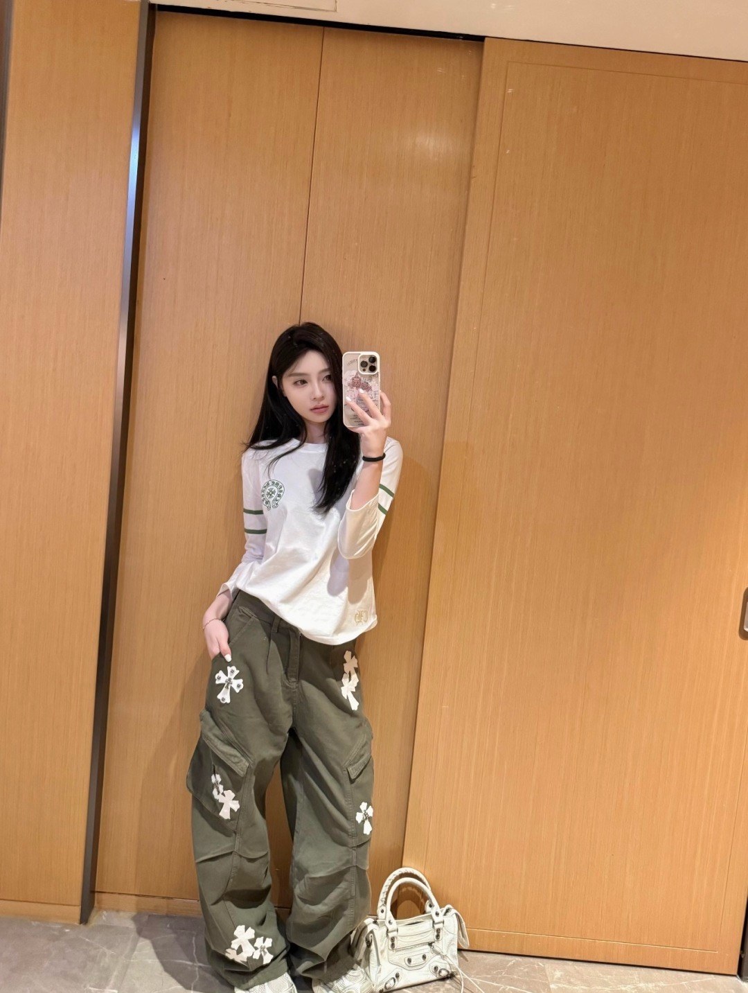 크롬하츠 크로스 패치 카고 팬츠