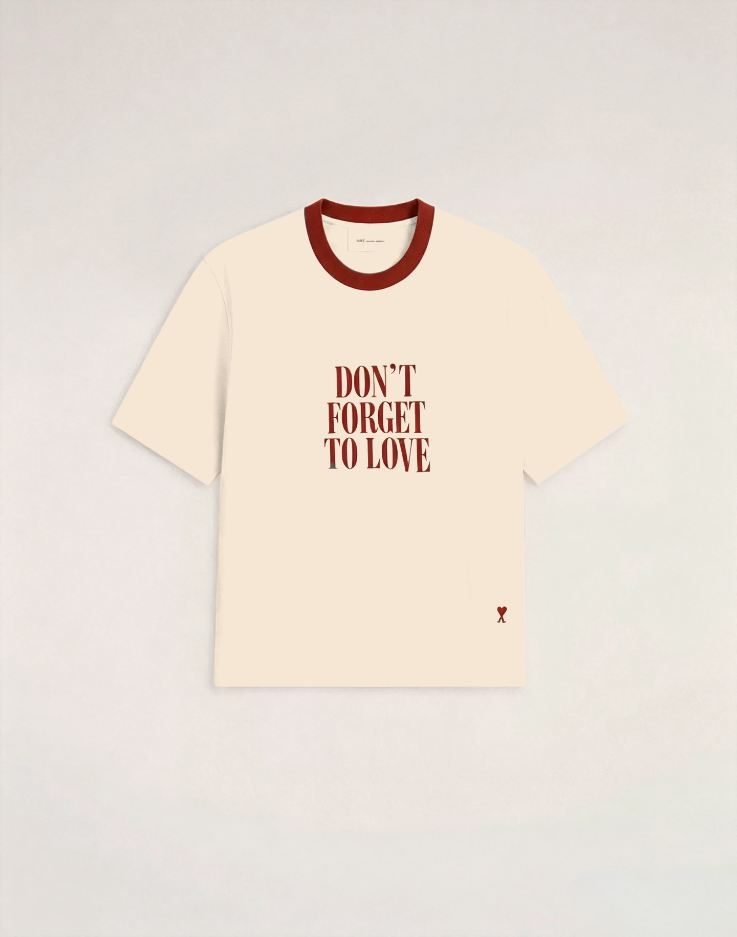 아미 파리 ADC 하트 로고 ‘DON’T FORGET TO LOVE’ 콘트라스트 칼라 반팔 티셔츠
