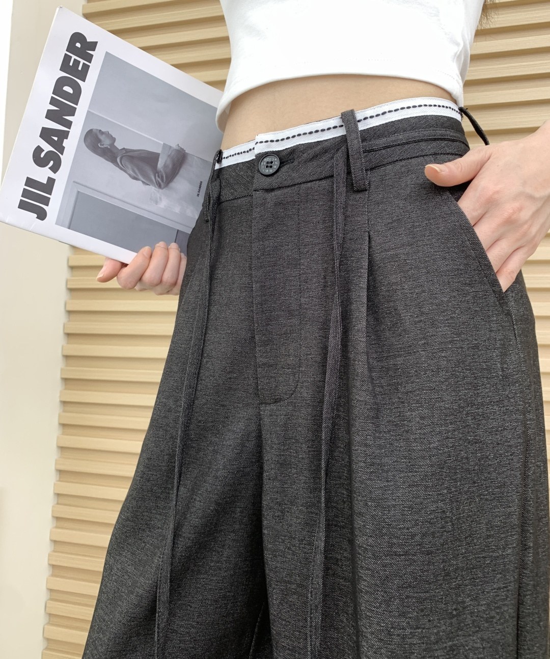 MM6 메종 마르지엘라 드로스트링 와이드 테일러드 트라우저