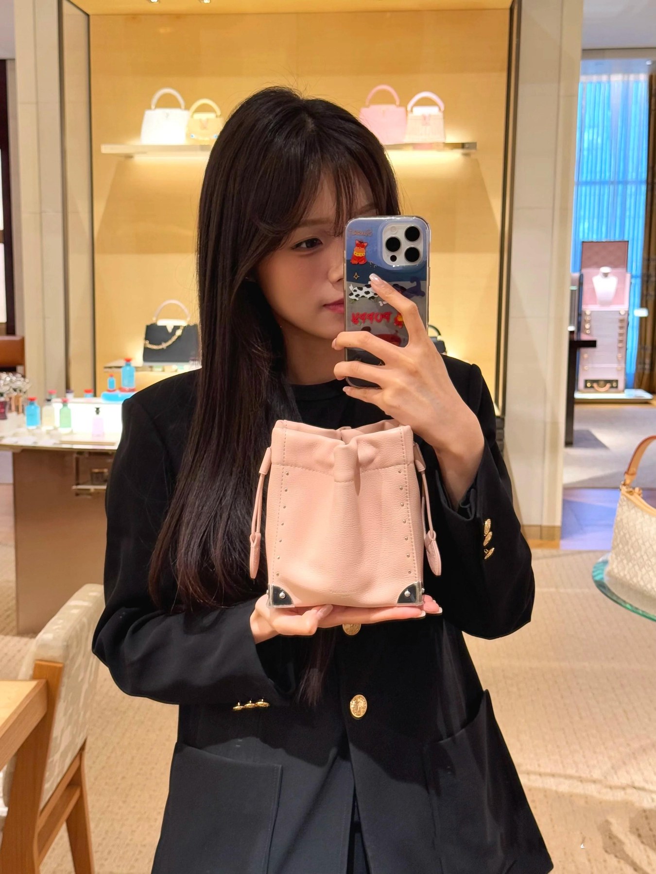 모이나 트렁크 코너 디테일 미니 드로스트링 버킷백