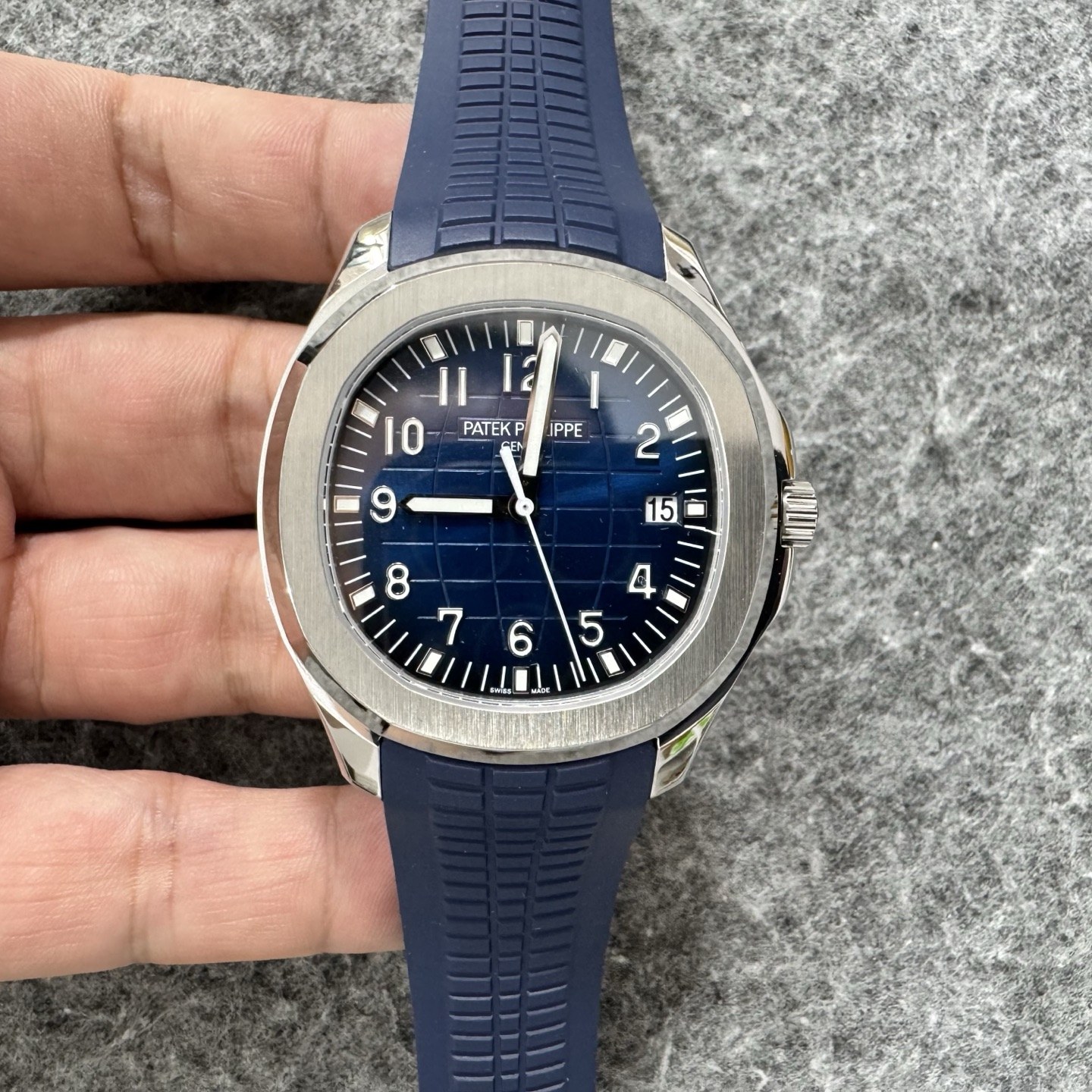 파텍 필립 아쿠아넛 5168G 블루 다이얼 42mm