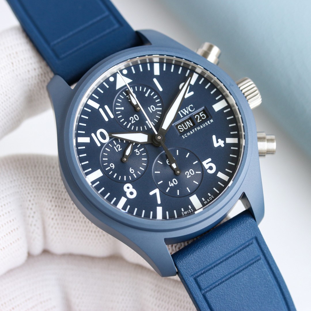 IWC 파일럿 워치 크로노그래프 41 탑건 오세아나