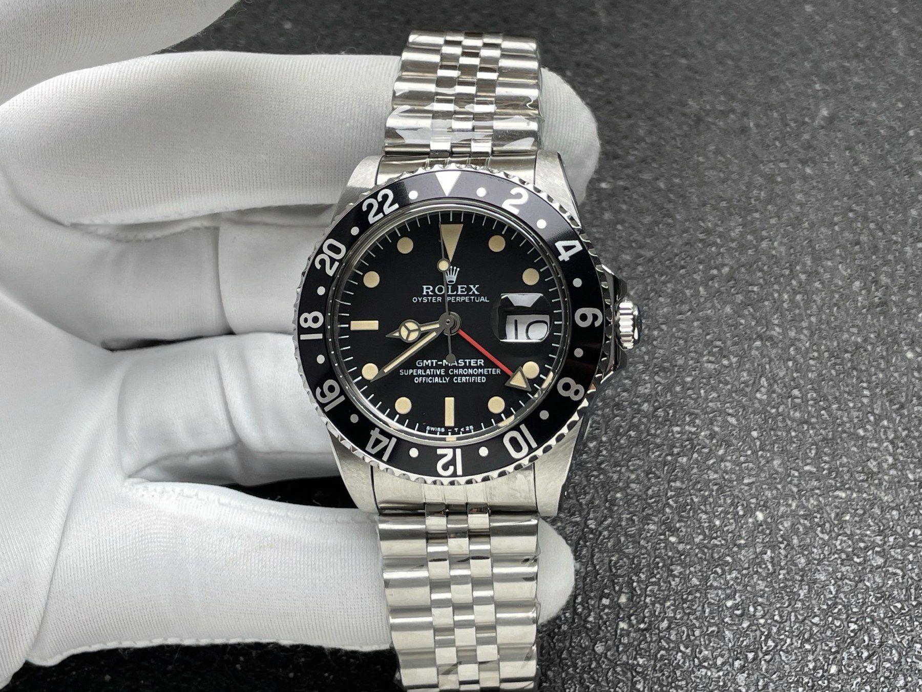 롤렉스 빈티지 GMT-마스터 블랙 베젤(레퍼런스 16750 계열)
