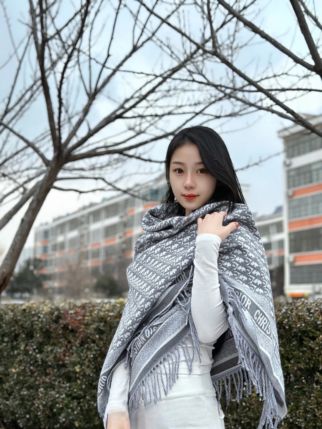 디올 오블리크 로고 자카드 프린지 스퀘어 스카프/숄