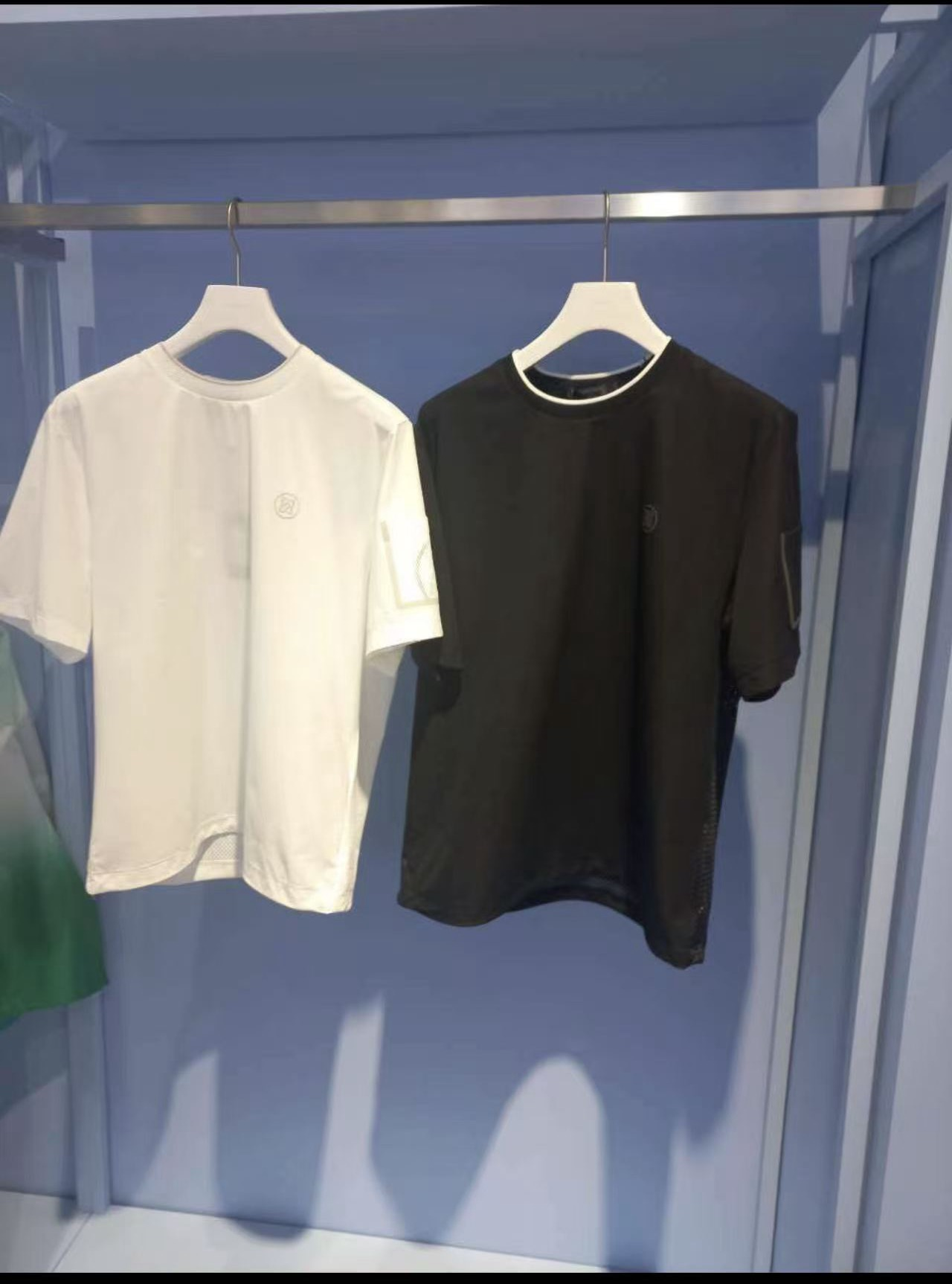 에르메스 H 서클 로고 사이드 메쉬 패널 반소매 티셔츠