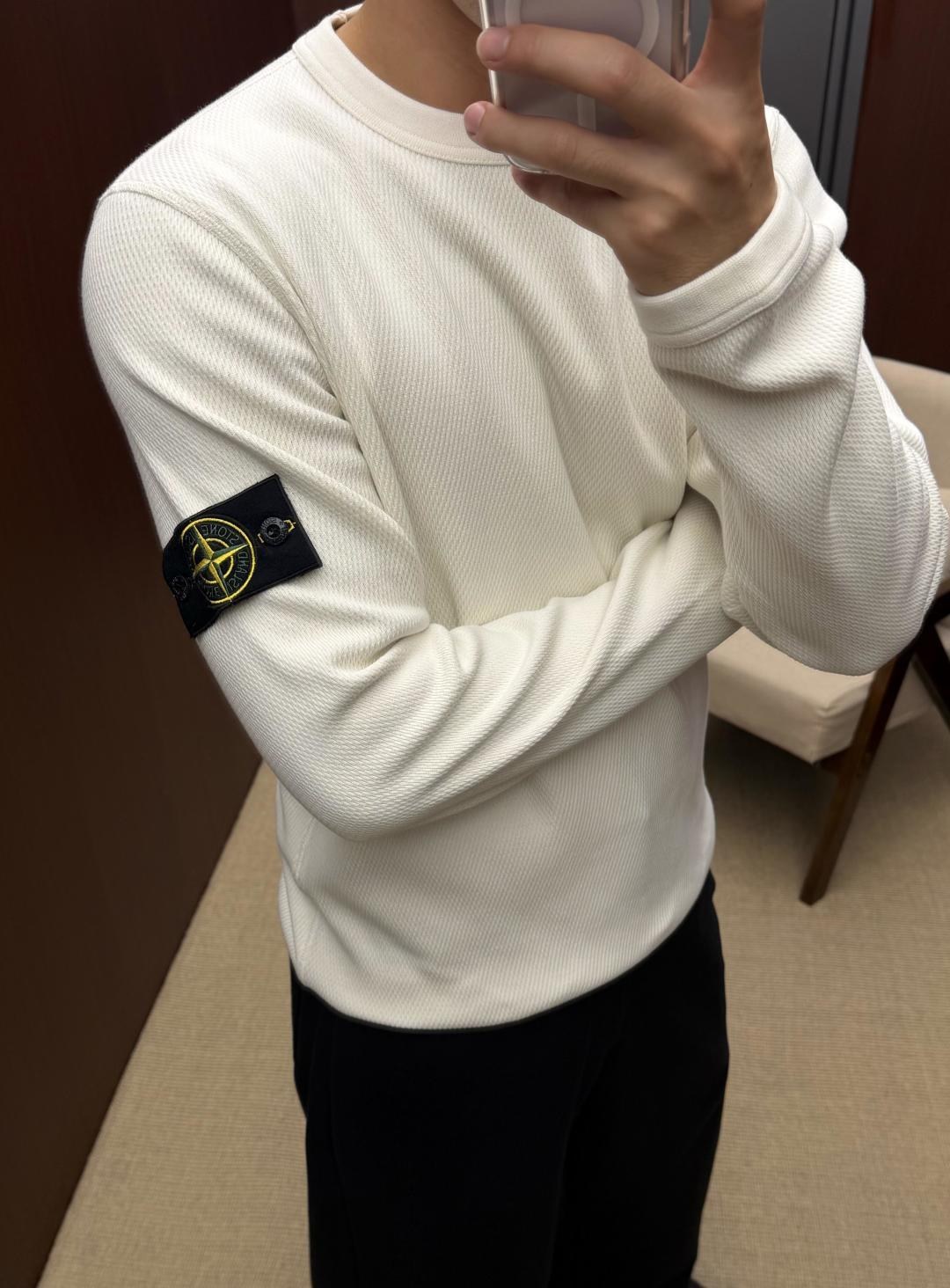 스톤 아일랜드 컴퍼스 와펜 텍스처드 크루넥 스웨트셔츠