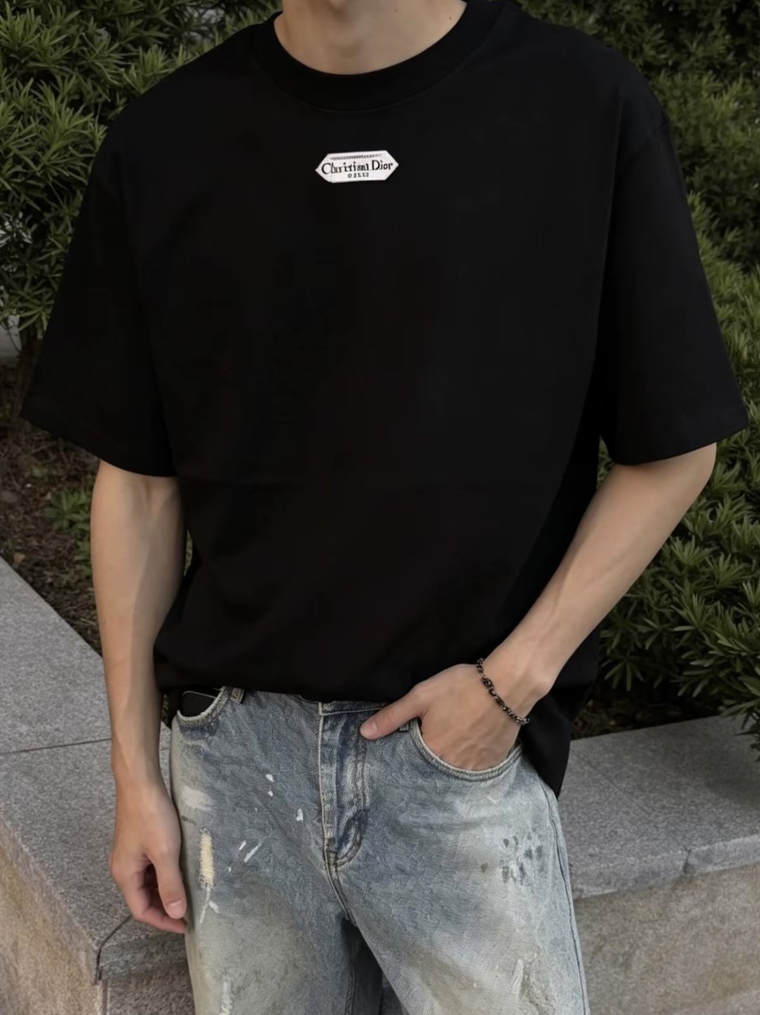 디올 크리스챤 디올 로고 패치 크루넥 반팔 티셔츠