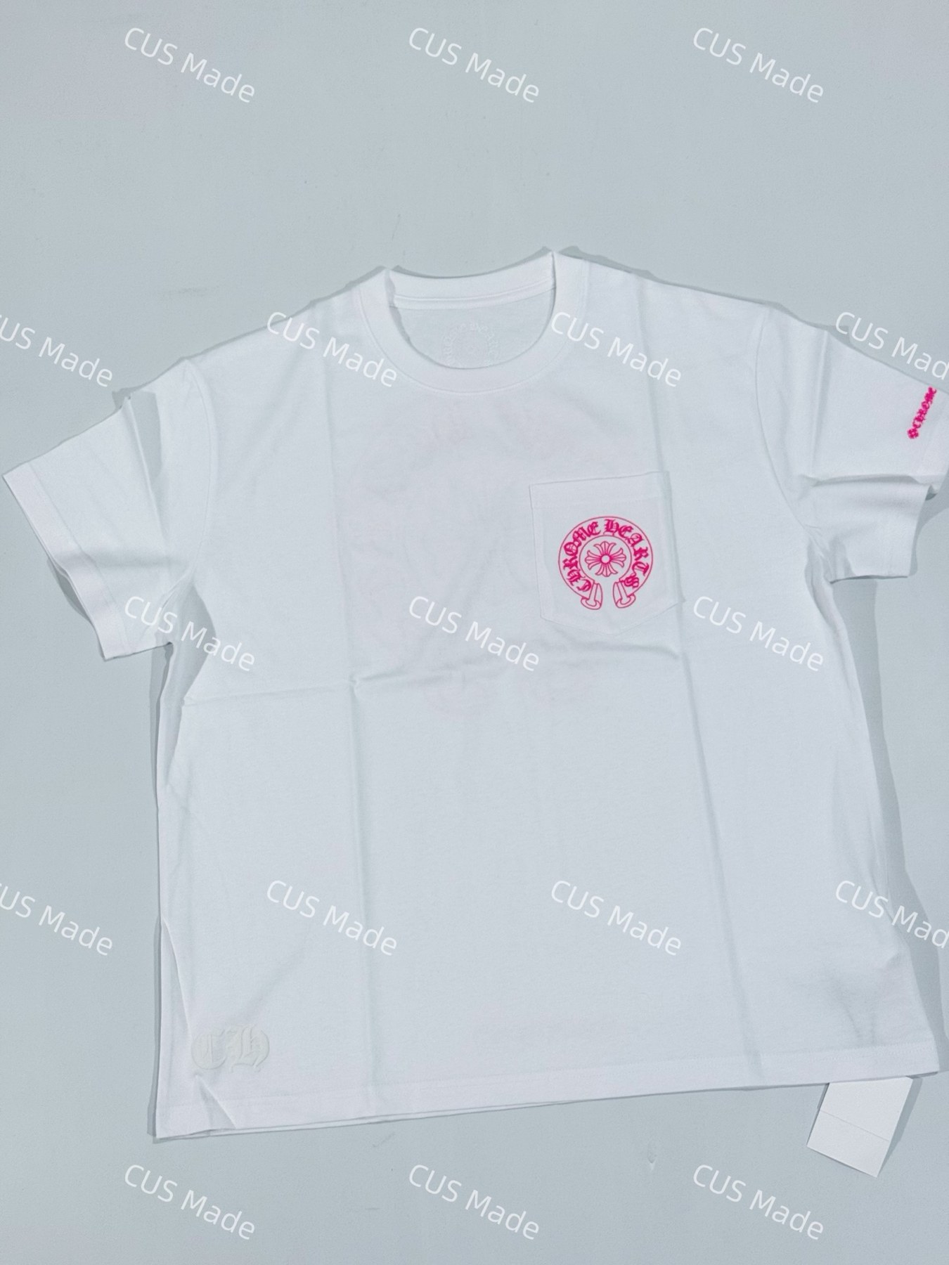 크롬하츠 핑크 호스슈 로고 포켓 반팔 티셔츠