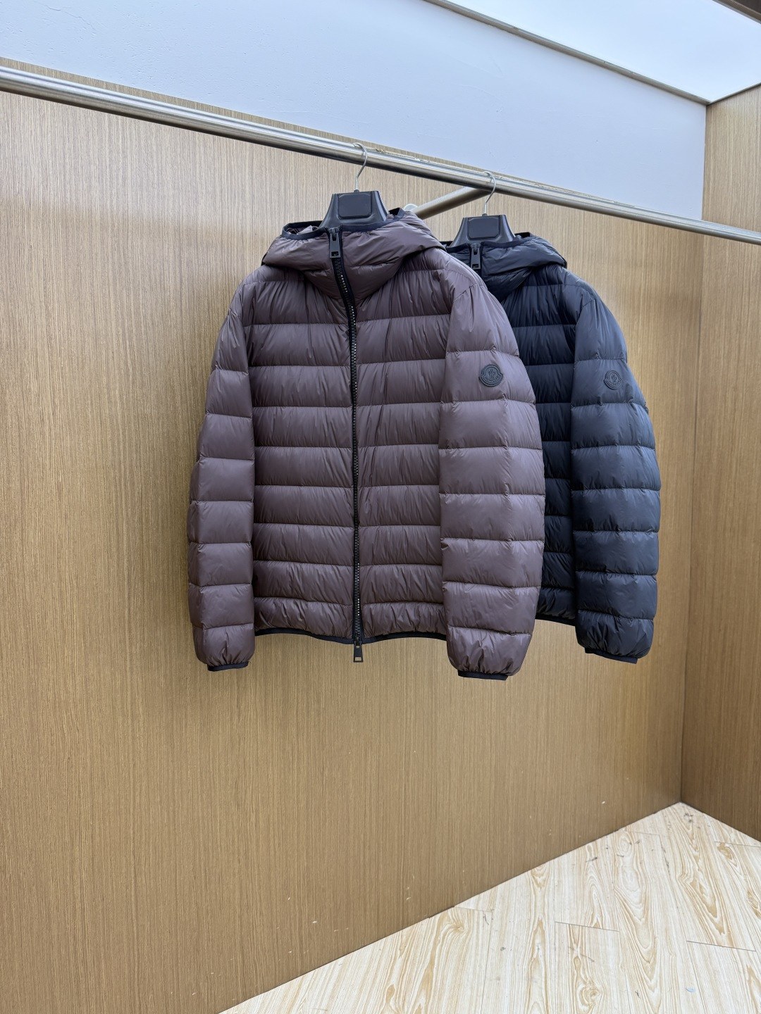 몽클레르 다니엘 후드 경량 다운 재킷
