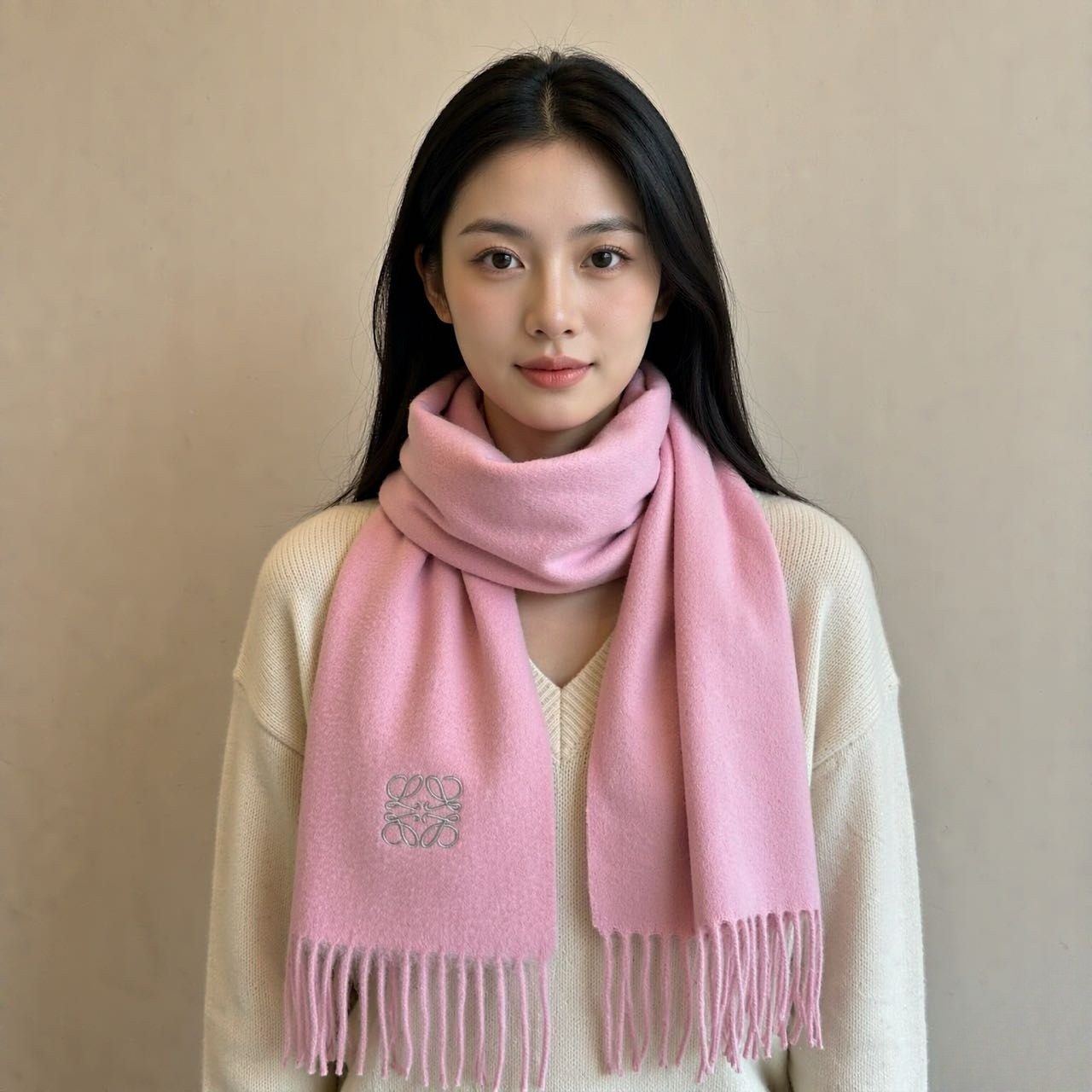 로에베 아나그램 자수 프린지 캐시미어 머플러