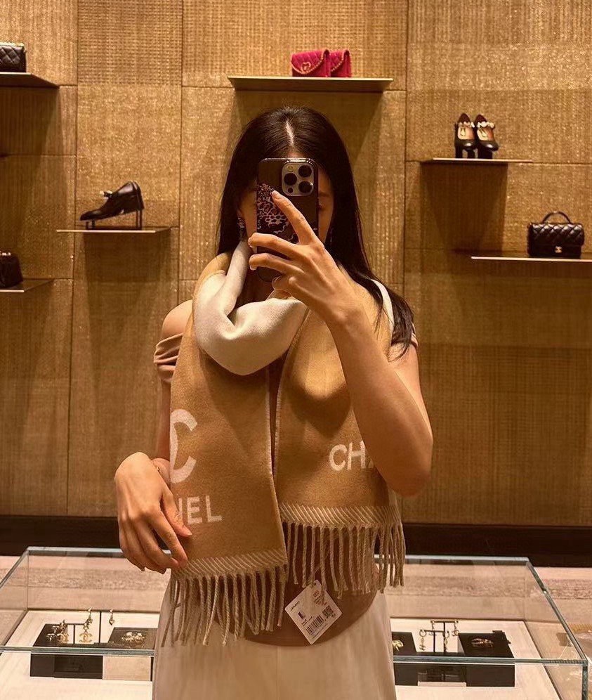 샤넬 더블 페이스 투톤 로고 자카드 프린지 머플러