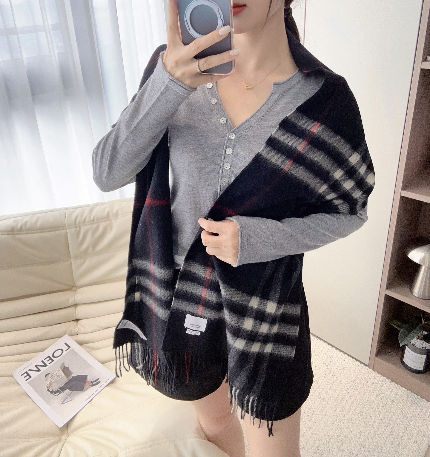 버버리 클래식 체크 캐시미어 프린지 머플러