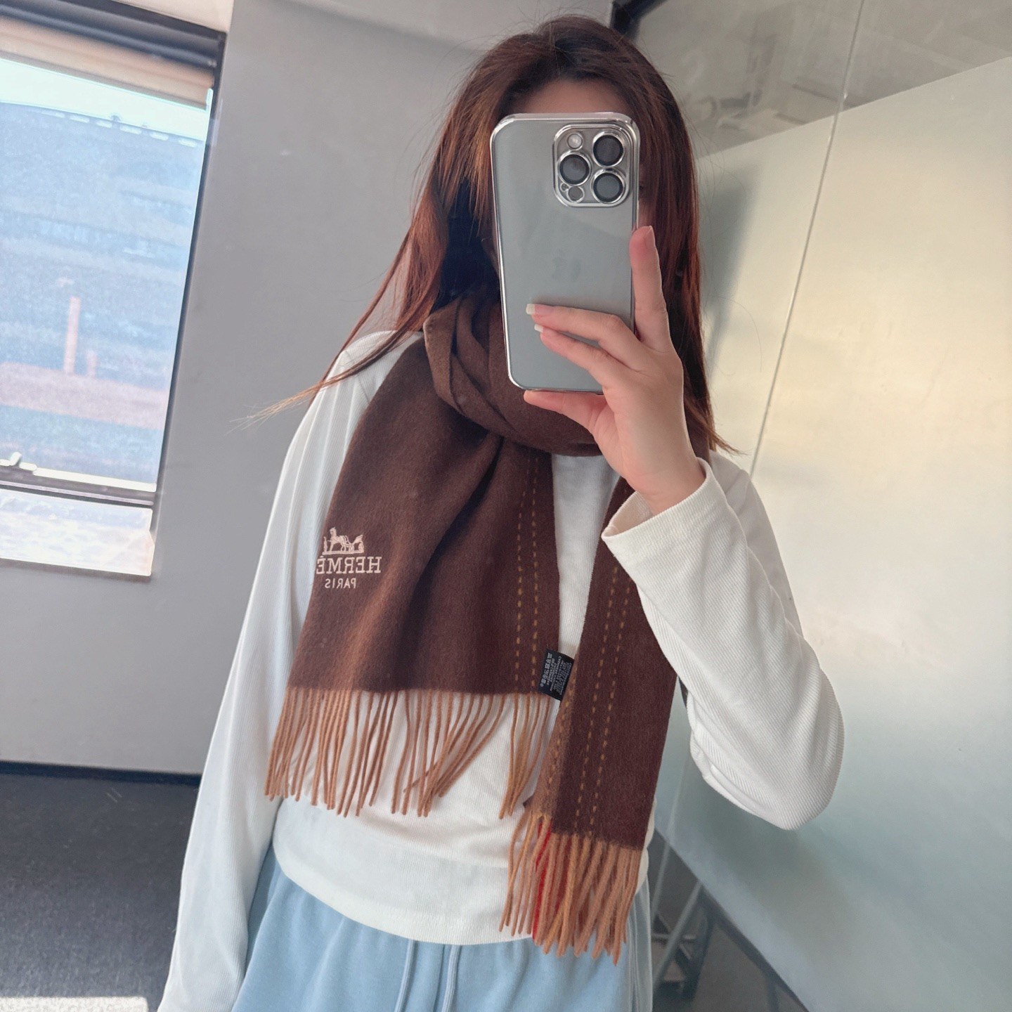 에르메스 마차 자수 로고 양면 프린지 머플러