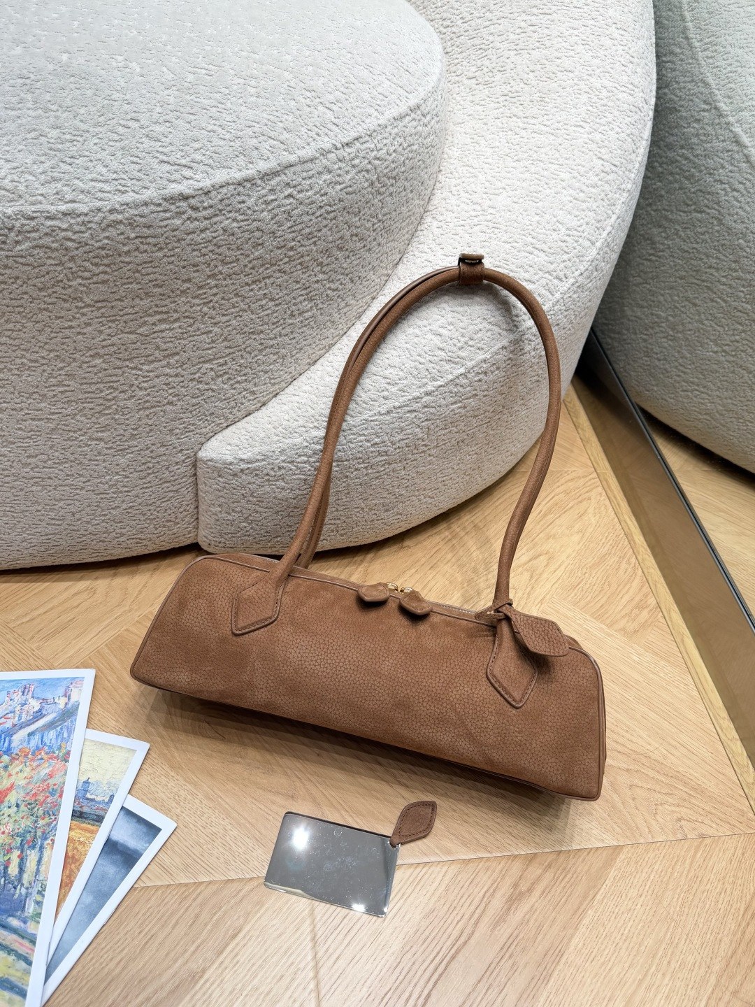 알라이아 르 테켈 미디엄 숄더백