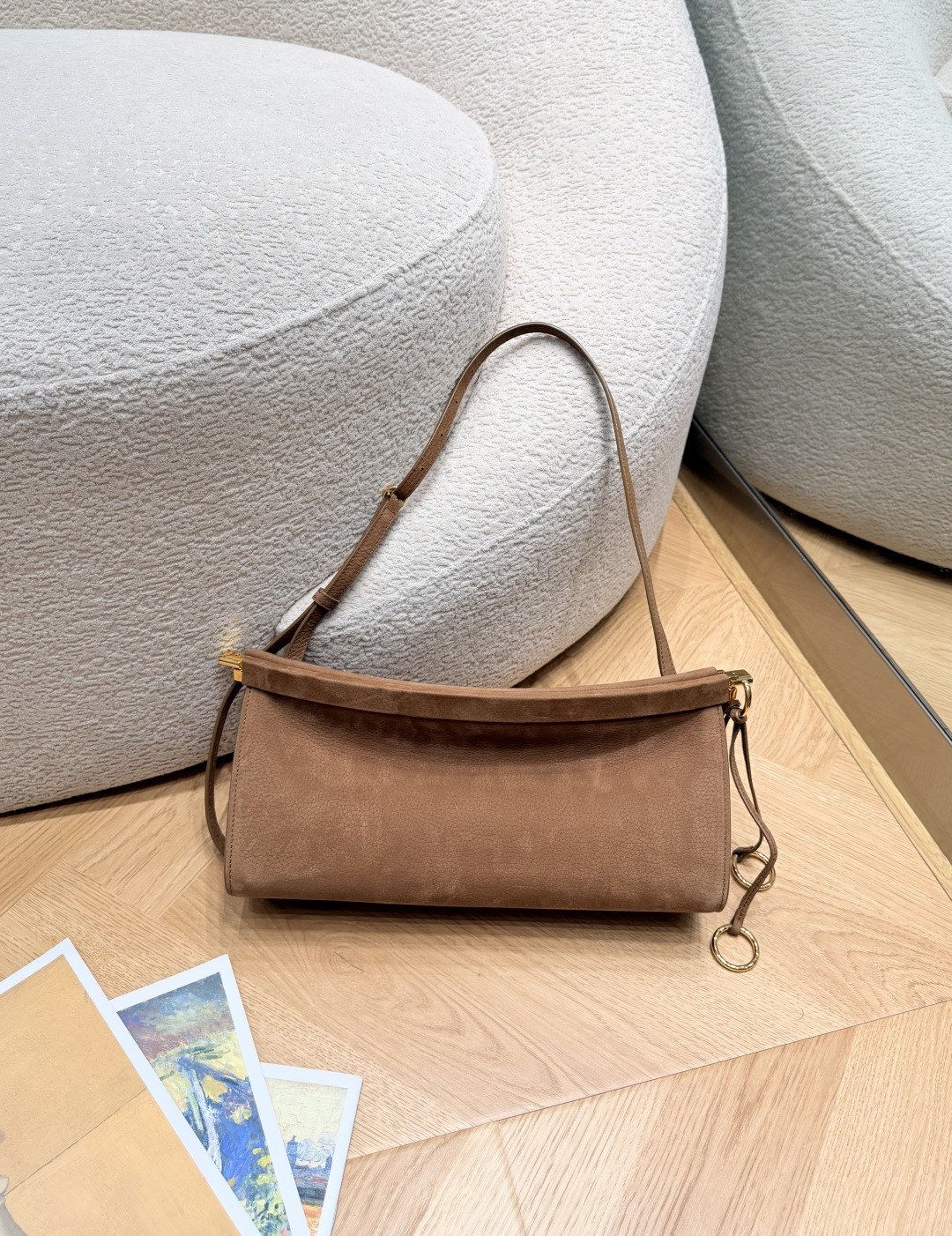 알라이아 르 클릭 미디엄 숄더백